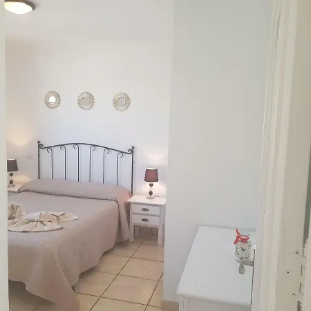 Apartameto Lena 3 *
